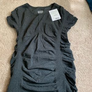 Athleta Breathe Tee, charcoal grey, new with tags